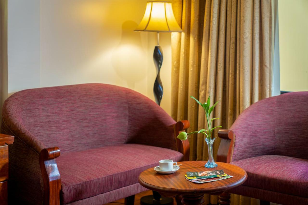 Dragon Royal Angkor Hotell Siem Reap Exteriör bild