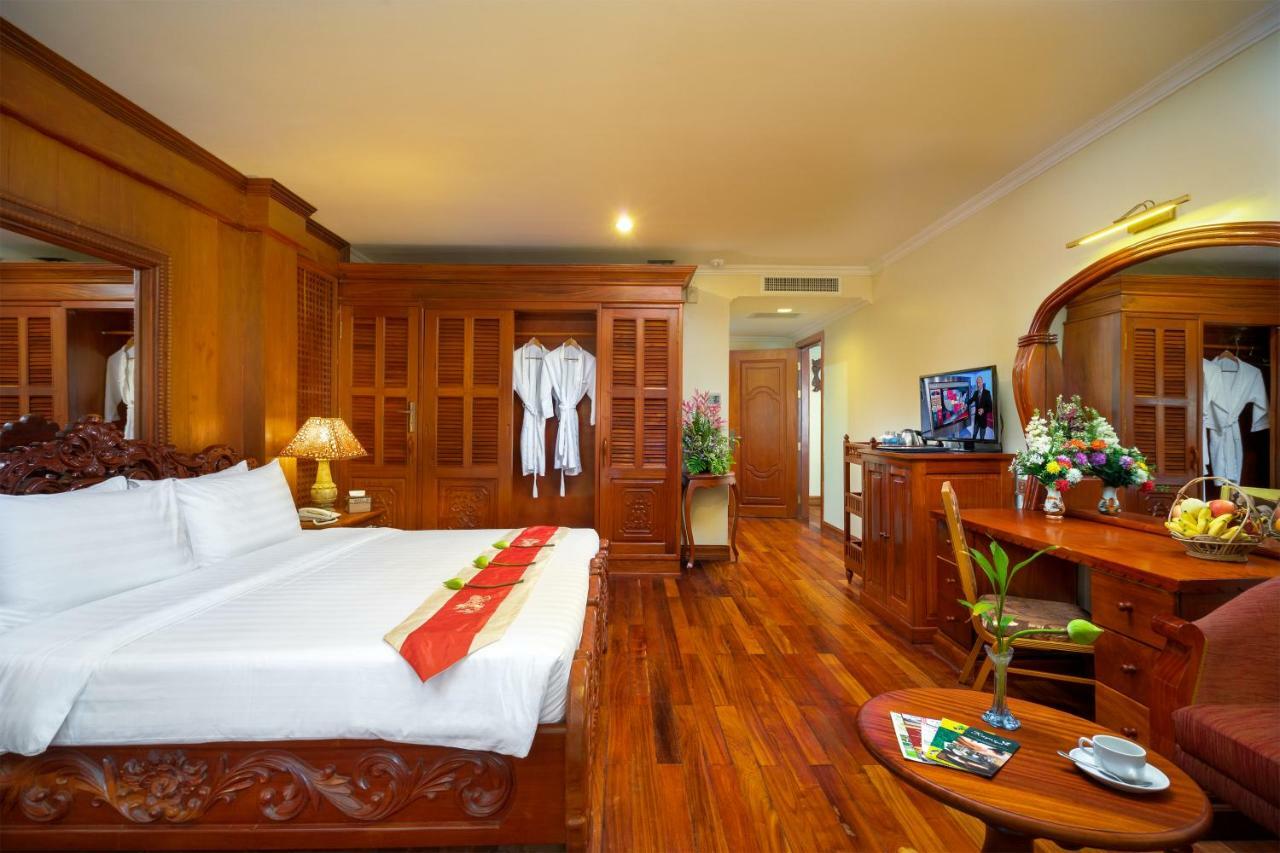 Dragon Royal Angkor Hotell Siem Reap Exteriör bild