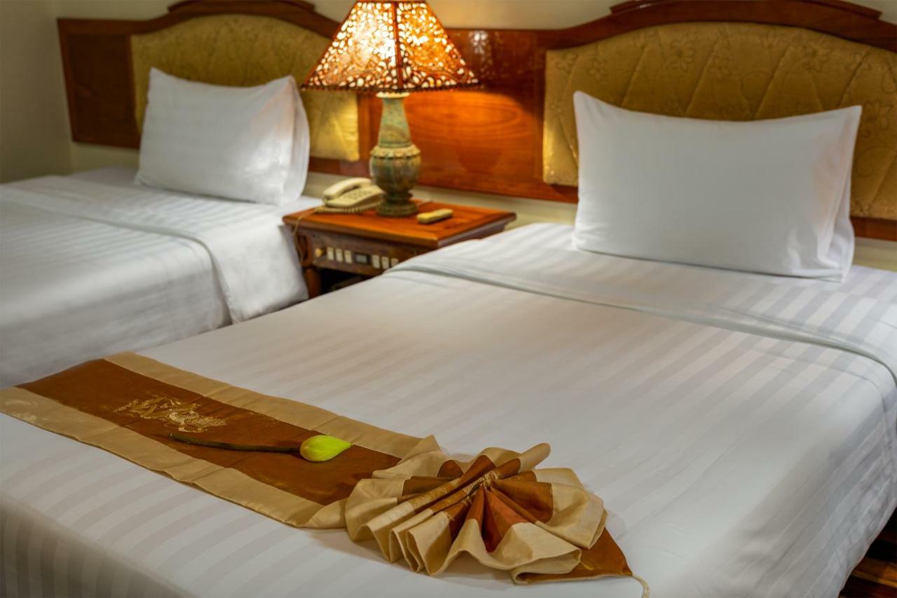 Dragon Royal Angkor Hotell Siem Reap Exteriör bild