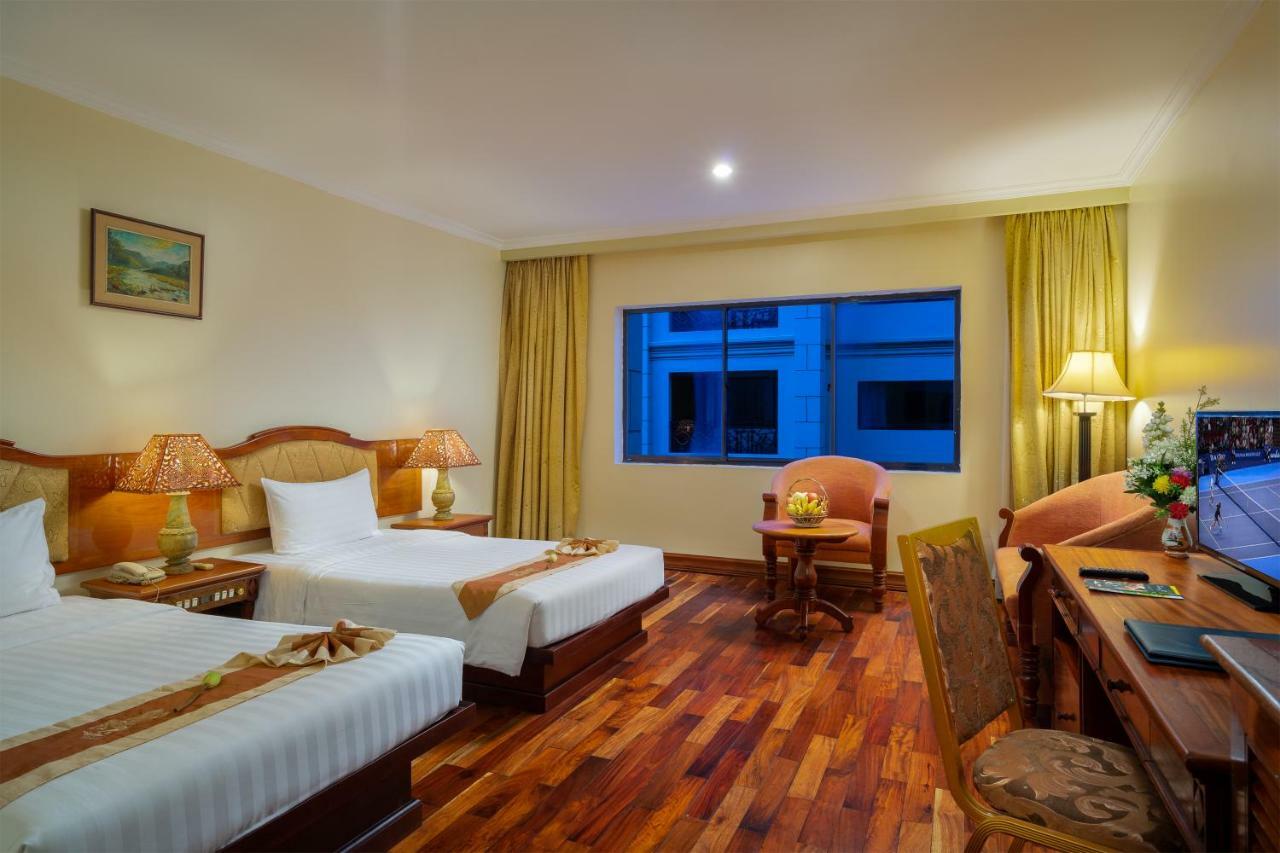 Dragon Royal Angkor Hotell Siem Reap Exteriör bild