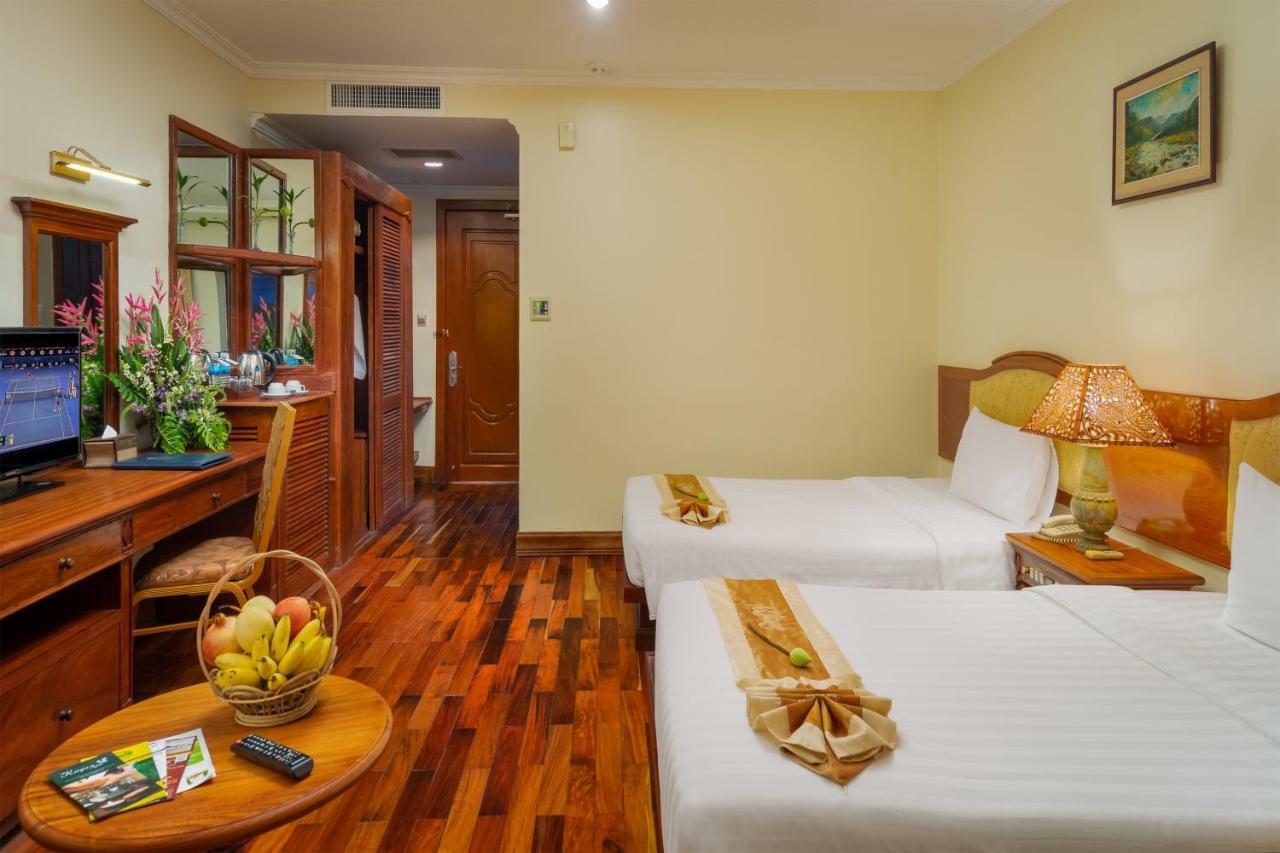 Dragon Royal Angkor Hotell Siem Reap Exteriör bild