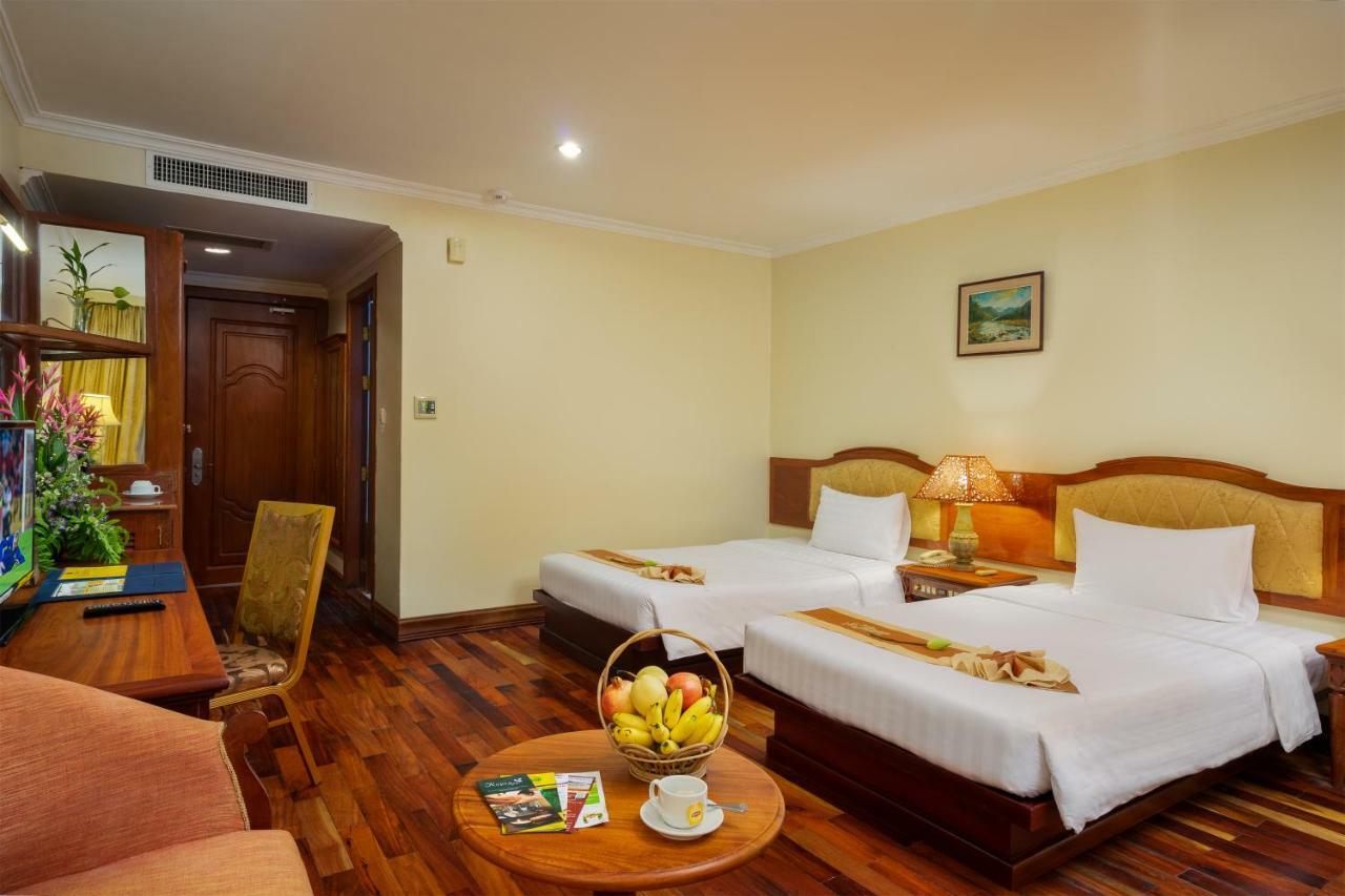 Dragon Royal Angkor Hotell Siem Reap Exteriör bild