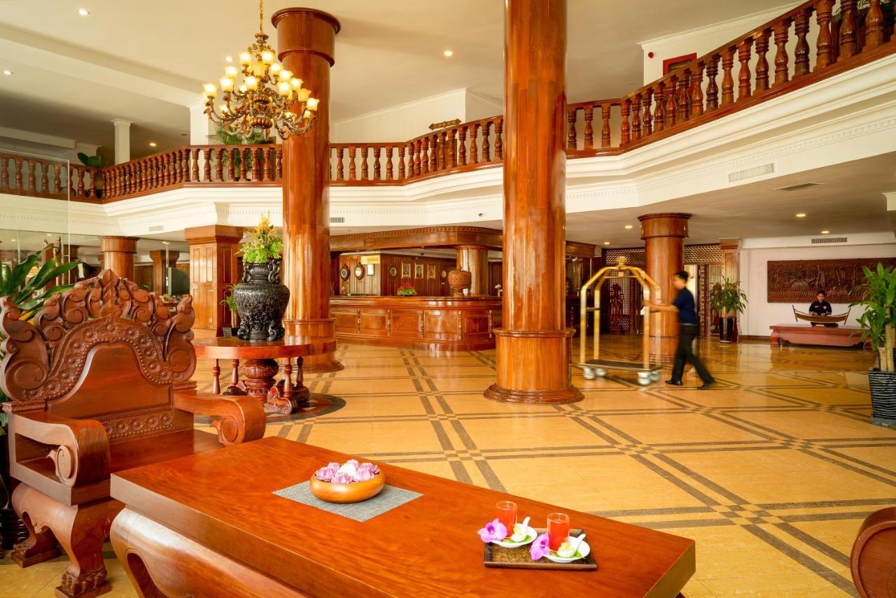 Dragon Royal Angkor Hotell Siem Reap Exteriör bild
