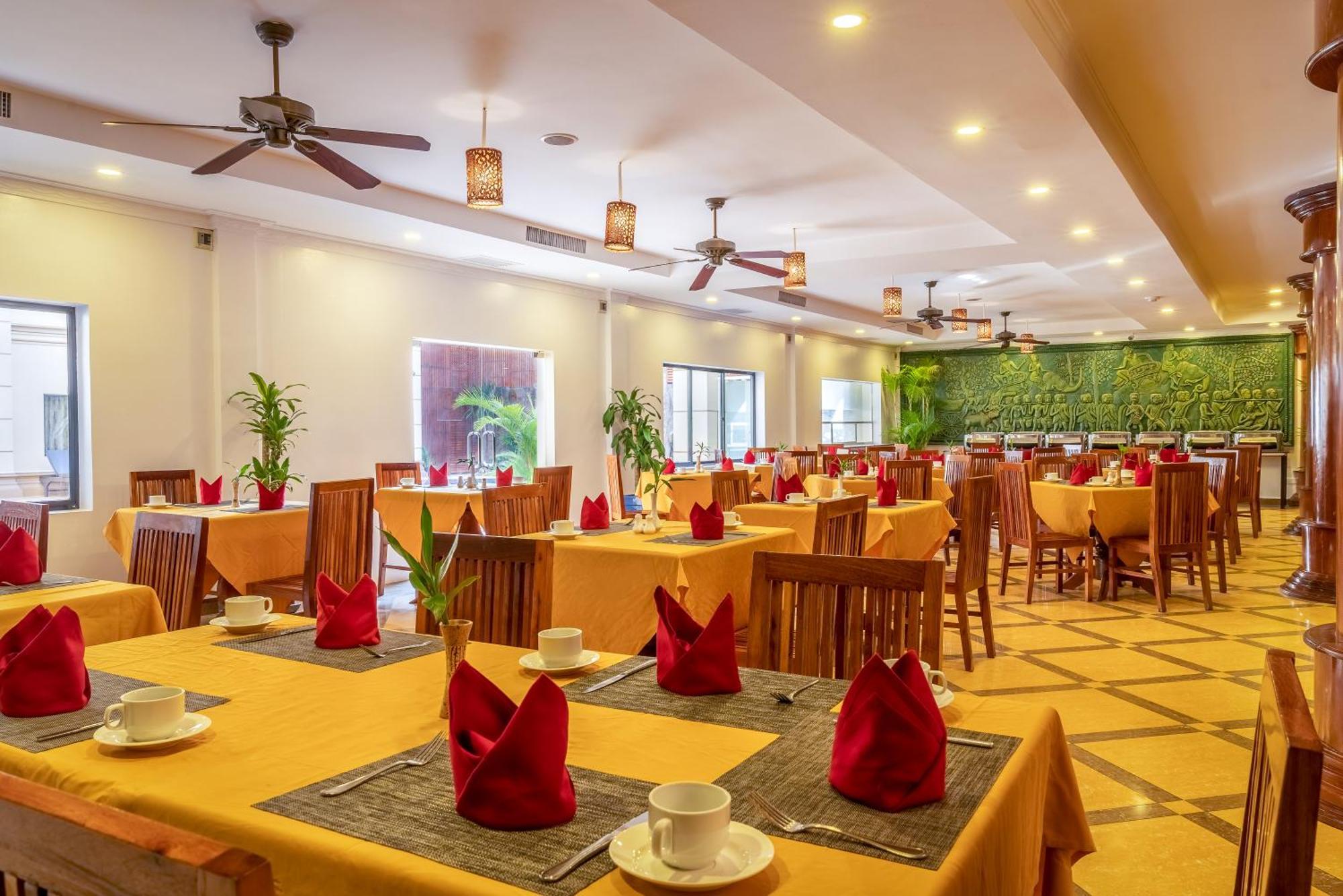 Dragon Royal Angkor Hotell Siem Reap Exteriör bild