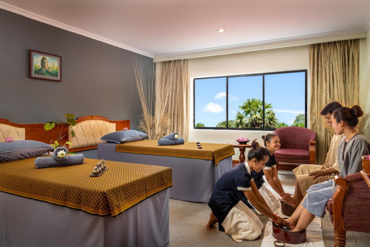 Dragon Royal Angkor Hotell Siem Reap Exteriör bild