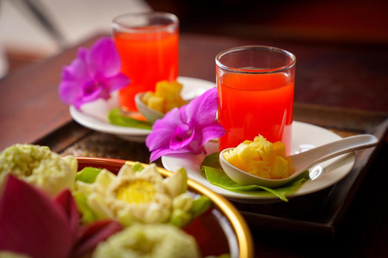Dragon Royal Angkor Hotell Siem Reap Exteriör bild